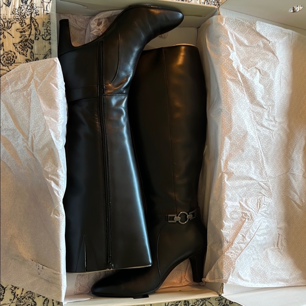 Bandolino Knee-High Boots, 8.5M